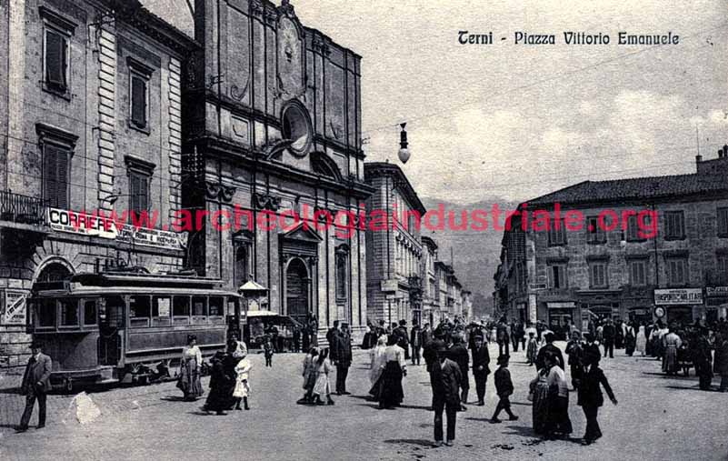 Piazza Vittorio Emanuele e chiesa di San Giovanni Decollato