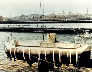 Il Batiscafo Trieste durante un test