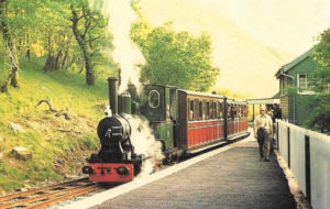 Un convoglio presso la stazione di Abergynolwyn