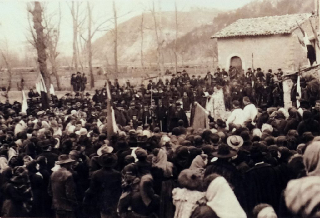 La cerimonia di inaugurazione della centrale nel 1910 (Foto esposta all'interno del Museo dell'Acqua)